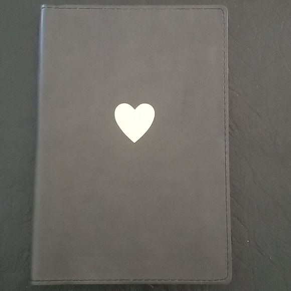 Black notebook - Picture 1 of 5